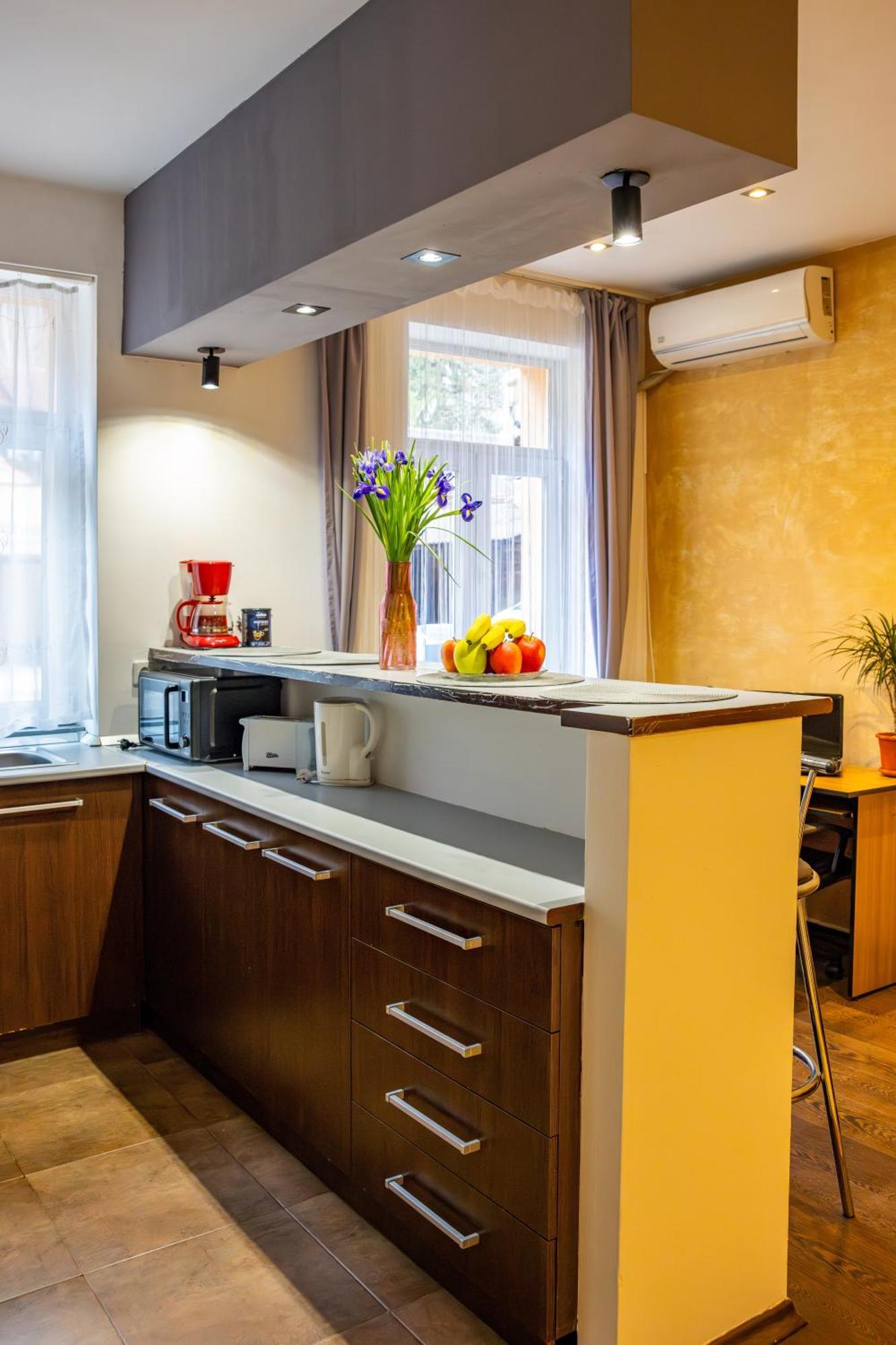 John Residence Aparthotel Brasov With Parking Option Braşov Exterior foto