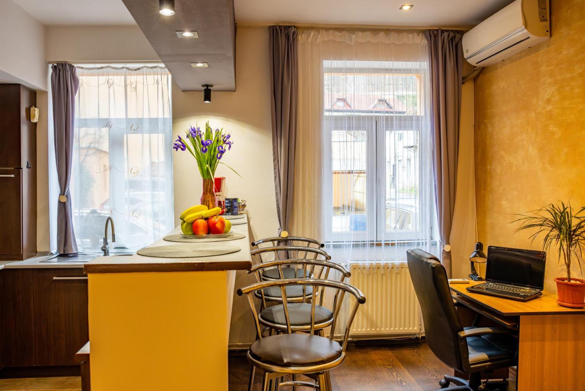 John Residence Aparthotel Brasov With Parking Option Braşov Exterior foto